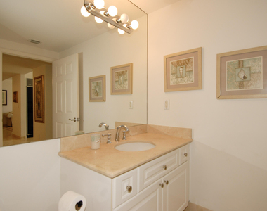 3200 N Ocean Boulevard - Photo Thumbnail 16