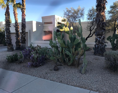 6707 E Kelton Lane - Photo Thumbnail 1