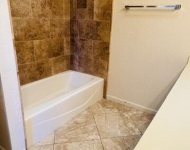 6707 E Kelton Lane - Photo Thumbnail 13