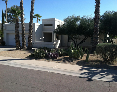 6707 E Kelton Lane - Photo Thumbnail 23