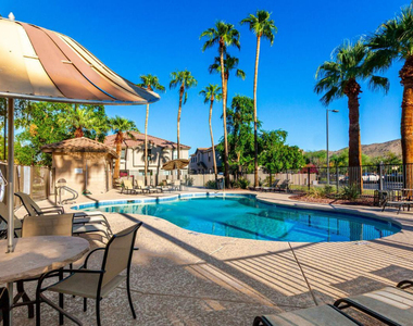 2837 E Dunbar Drive - Photo Thumbnail 23