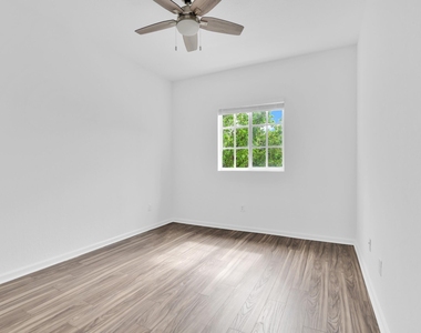 358 Se 1st Way - Photo Thumbnail 21