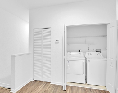 358 Se 1st Way - Photo Thumbnail 6