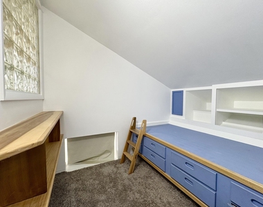 2393 Crawford Court - Photo Thumbnail 20