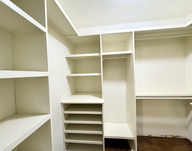 2393 Crawford Court - Photo Thumbnail 21