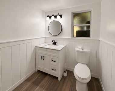 2393 Crawford Court - Photo Thumbnail 17