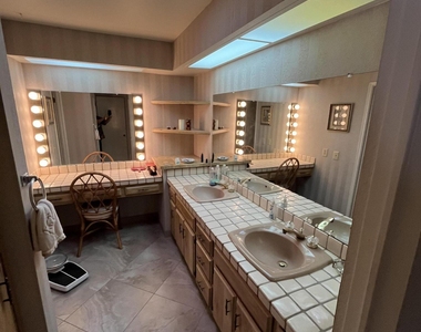 26005 S Howard Drive - Photo Thumbnail 10