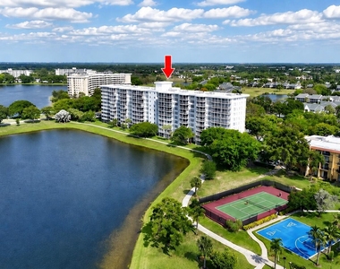 2900 N Course Drive - Photo Thumbnail 12