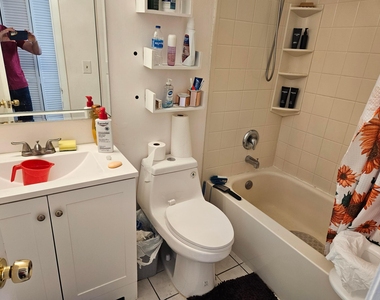 10571 Royal Palm Boulevard - Photo Thumbnail 7