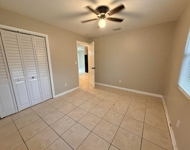 612 4th Street - Photo Thumbnail 6