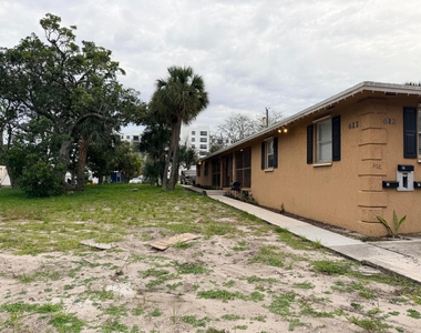 612 4th Street - Photo Thumbnail 1