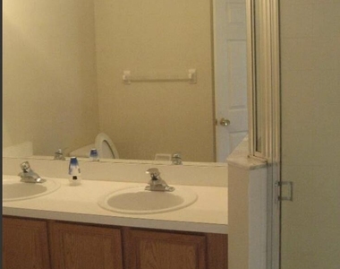 5113 Se Palmbrooke Circle Se - Photo Thumbnail 4