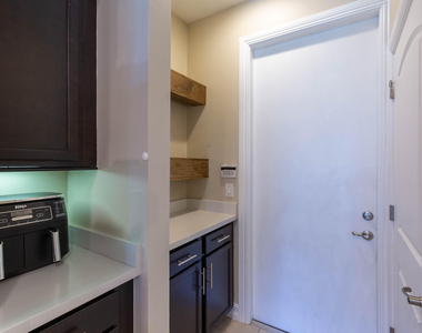 63 Dogwood Court - Photo Thumbnail 5