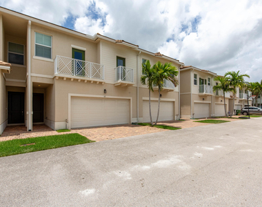 63 Dogwood Court - Photo Thumbnail 29
