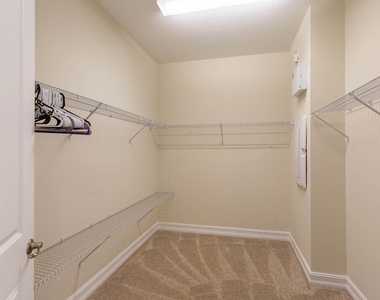 63 Dogwood Court - Photo Thumbnail 12