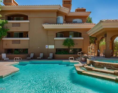 7333 E Chaparral Road - Photo Thumbnail 14