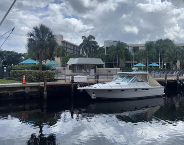9 Royal Palm Way - Photo Thumbnail 24