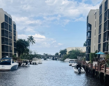 9 Royal Palm Way - Photo Thumbnail 19