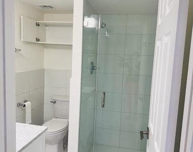 9 Royal Palm Way - Photo Thumbnail 17