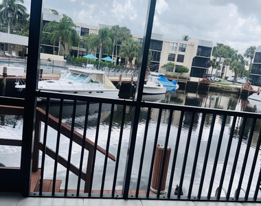 9 Royal Palm Way - Photo Thumbnail 20