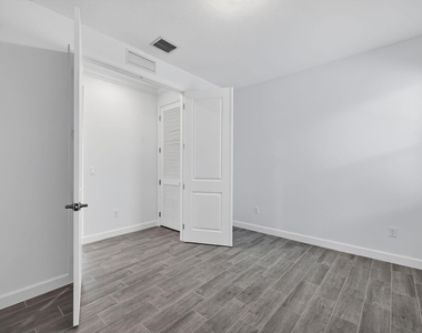 10644 Nw Wilgrove Lane - Photo Thumbnail 21