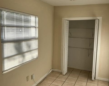 5003 Garden Avenue - Photo Thumbnail 7
