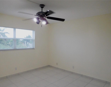 1425 Arthur Street - Photo Thumbnail 36