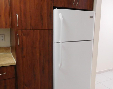 1425 Arthur Street - Photo Thumbnail 23