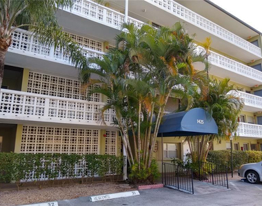 1425 Arthur Street - Photo Thumbnail 4