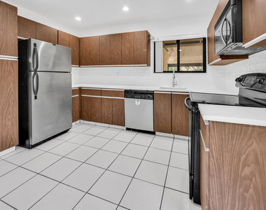 7755 E Kenway Pl Place E - Photo Thumbnail 12