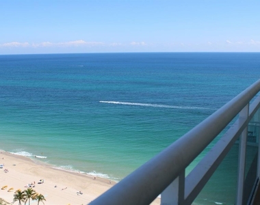 3900 Galt Ocean Drive - Photo Thumbnail 2