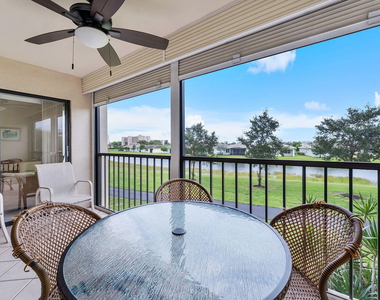 7260 Kinghurst Drive - Photo Thumbnail 14