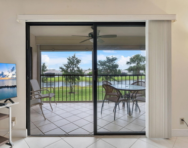 7260 Kinghurst Drive - Photo Thumbnail 13