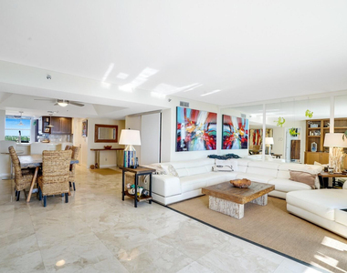 77 S Birch Road - Photo Thumbnail 4