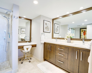 77 S Birch Road - Photo Thumbnail 14