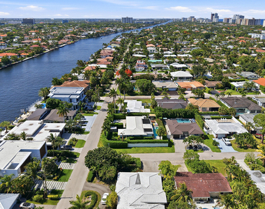 4454 W Tradewinds Avenue W - Photo Thumbnail 27