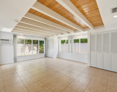 4454 W Tradewinds Avenue W - Photo Thumbnail 19
