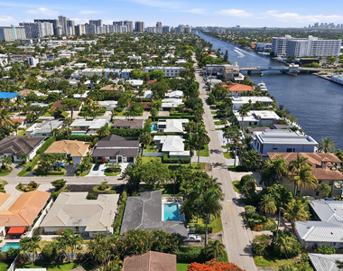4454 W Tradewinds Avenue W - Photo Thumbnail 29