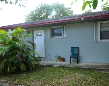 1957 Liberty Street - Photo Thumbnail 8