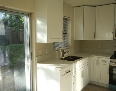 1957 Liberty Street - Photo Thumbnail 2