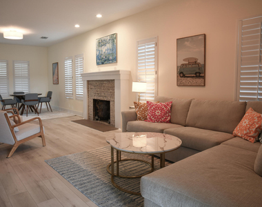 506 N Lakeside Drive - Photo Thumbnail 9