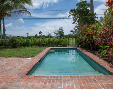 506 N Lakeside Drive - Photo Thumbnail 25