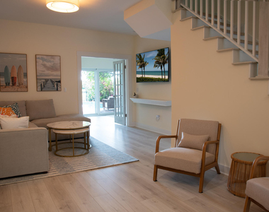 506 N Lakeside Drive - Photo Thumbnail 11
