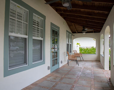 506 N Lakeside Drive - Photo Thumbnail 1