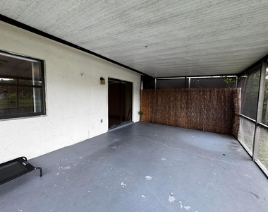 3831 Sw 69th Avenue - Photo Thumbnail 18