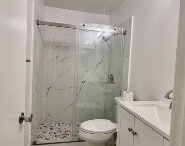 9121 E Highland Pines Drive - Photo Thumbnail 2
