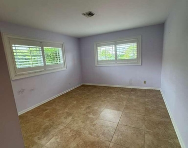 1140 Morse Boulevard - Photo Thumbnail 8