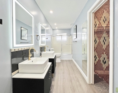 1490 Nw 43rd Avenue - Photo Thumbnail 16