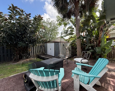 6050 Linton Street - Photo Thumbnail 21
