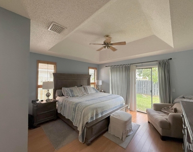 6050 Linton Street - Photo Thumbnail 24